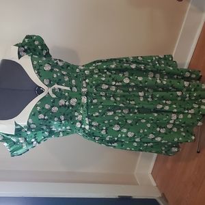 Chic Star Green and White Rose Swing Dress